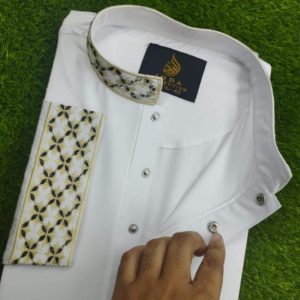 চায়না ল্যাকড়া স্টিজ